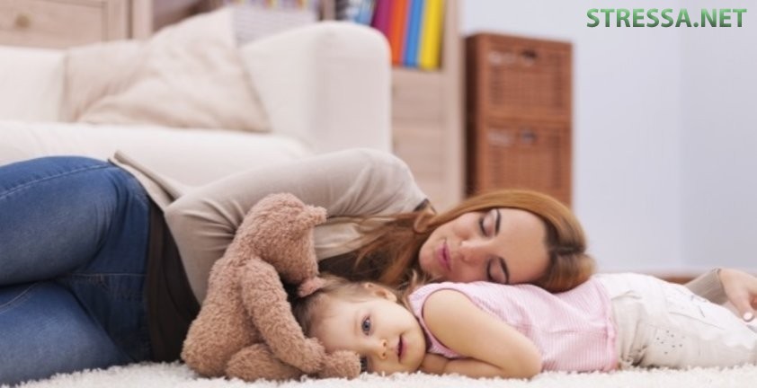 Как молодой матери решить проблему нехватки времени на сон